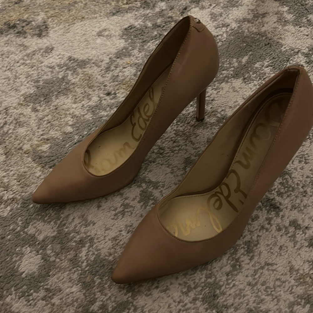 Sam Edelman patent leather (tan) heels
